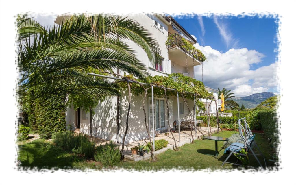 Hostel Oktarin Kaštela Εξωτερικό φωτογραφία
