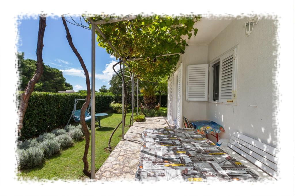 Hostel Oktarin Kaštela Εξωτερικό φωτογραφία